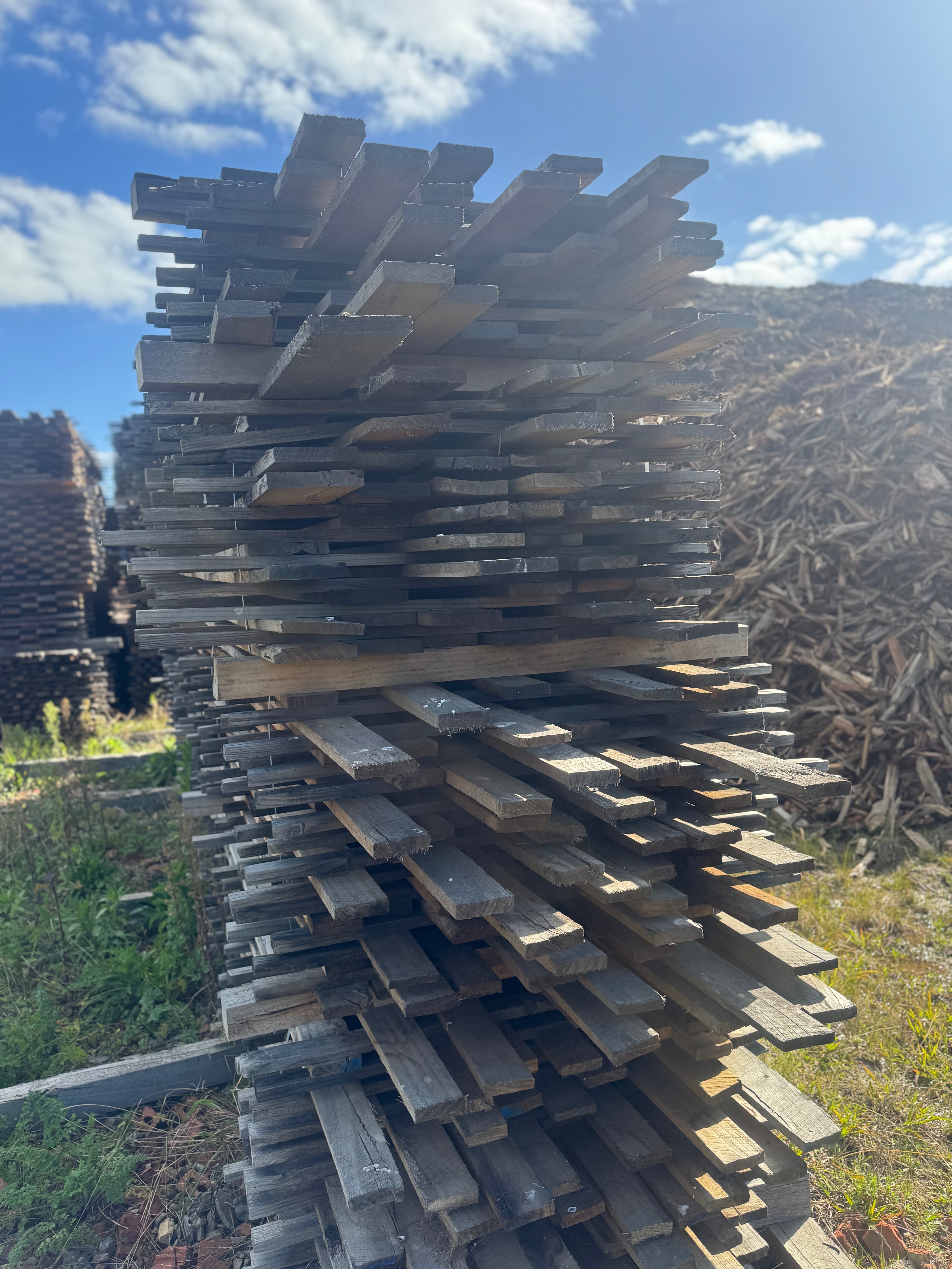 Seasoned Ironbark 150x25mm - Heavy Duty Rough Sawn Hardwood