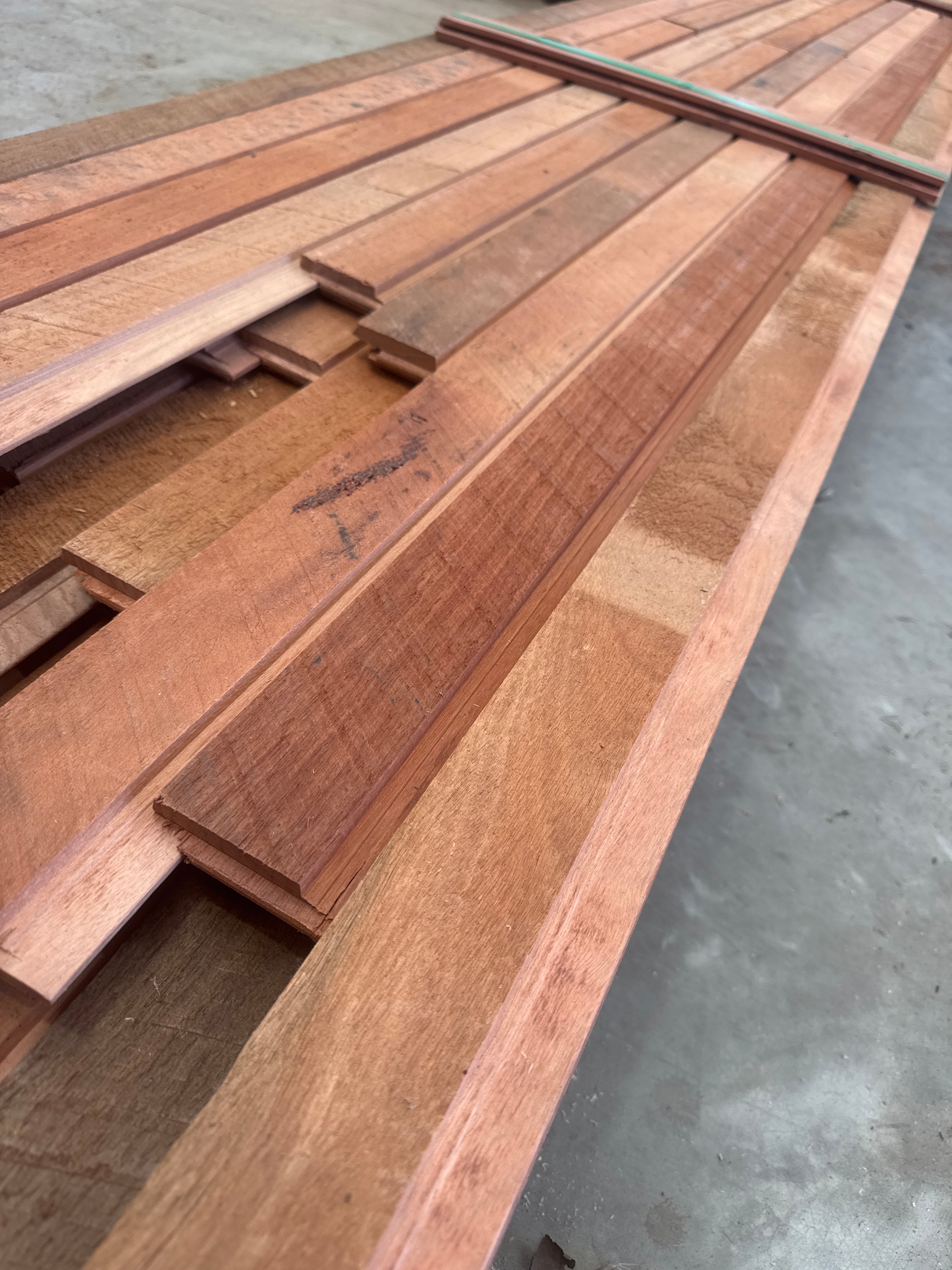 Mixed Class 1 Sawn Face Cladding - Premium Hardwood